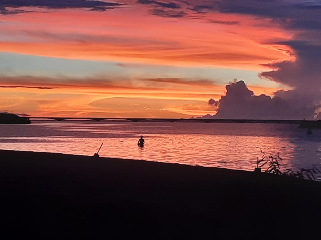 Início do verão: Orla de Epitácio aguardando o final de ano